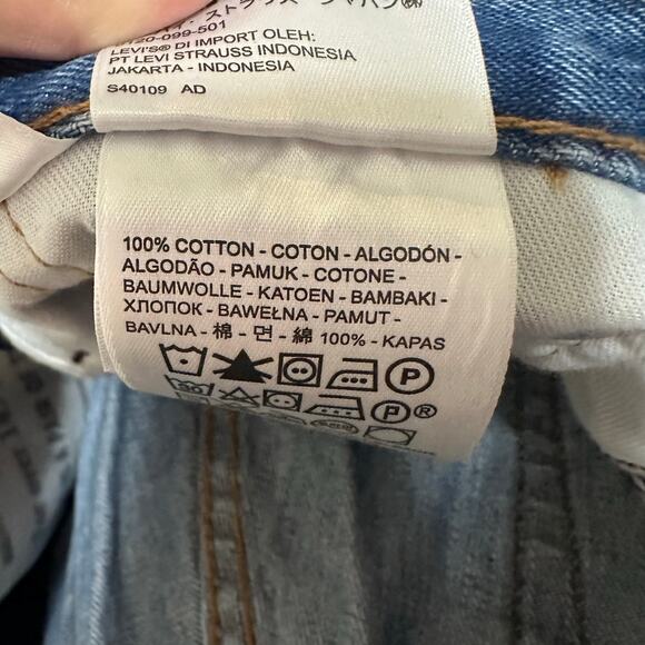 LEVI'S Men's 505 Regular Fit Jeans Size 32X32 In Light Stonewash - Picture 15 of 16